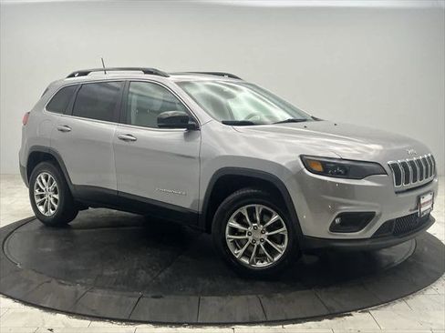 Certified 2022 Jeep Cherokee Latitude Lux w/ Sun & Sound Group AWD/4WD image 1