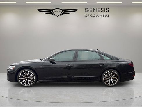 Used 2023 Audi A8 L 3.0T image 2