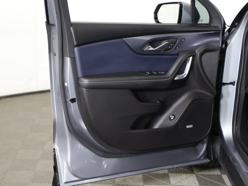 Used 2024 Chevrolet Blazer RS w/ Driver Confidence II Package FWD image 27