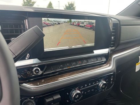 New 2026 GMC Sierra 1500 SLE w/ X31 Off-Road Package image 15