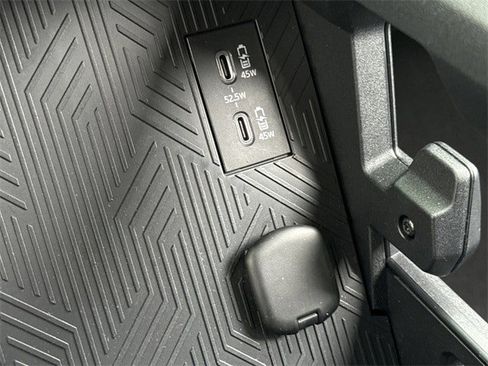 Used 2025 Toyota 4Runner SR5 image 21