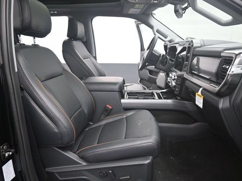 New 2026 Ford F250 Lariat w/ Black Appearance Package AWD/4WD image 25