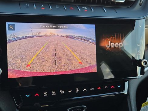 New 2026 Jeep Grand Cherokee Altitude AWD/4WD image 35
