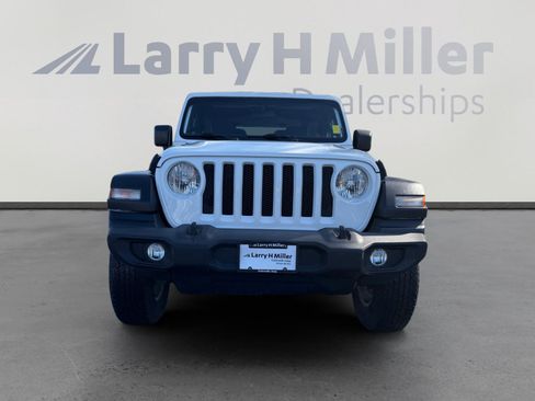 Used 2019 Jeep Wrangler Sport AWD/4WD image 8