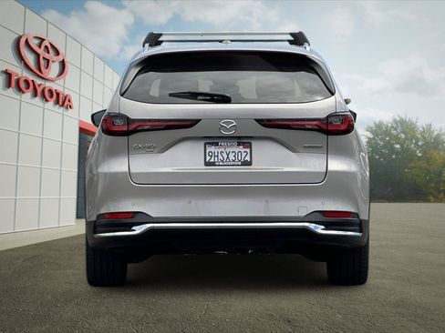 Used 2024 MAZDA CX-90 Plug-In Hybrid w/ Premium Pkg AWD/4WD image 4