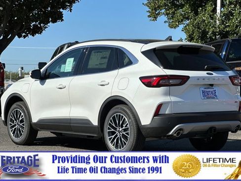 New 2025 Ford Escape SE w/ Class II Trailer Tow Package image 6