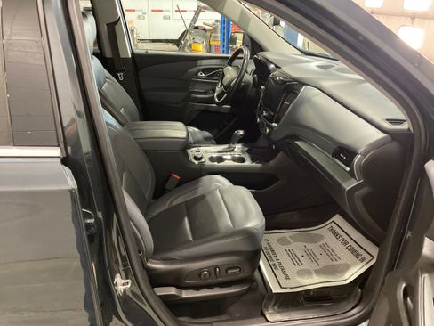 Used 2018 Chevrolet Traverse Premier AWD/4WD image 4