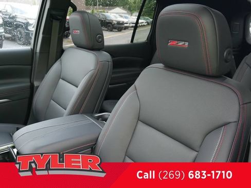 New 2026 Chevrolet Traverse Z71 w/ Enhanced Driving Package AWD/4WD image 39