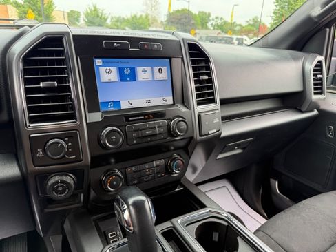 Used 2019 Ford F150 XLT w/ Equipment Group 302A Luxury AWD/4WD image 11
