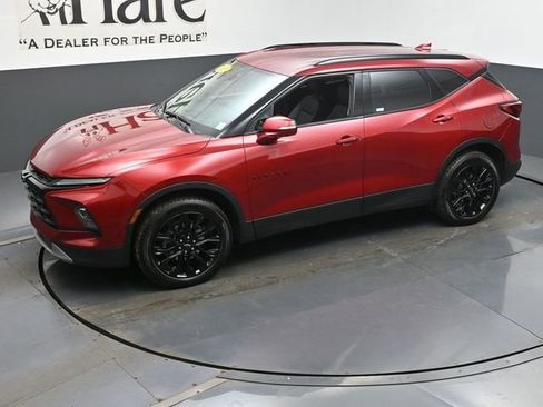 Used 2024 Chevrolet Blazer LT w/ LPO, Black Grille Bar Package FWD image 44