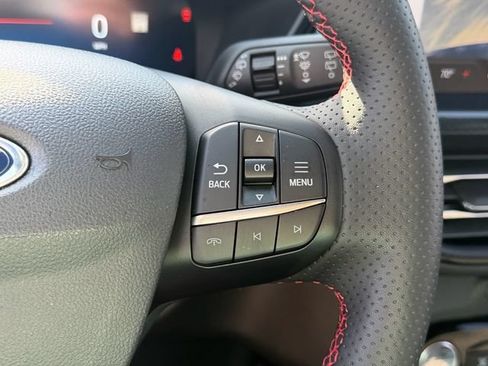 Used 2023 Ford Escape ST-Line Elite AWD/4WD image 27