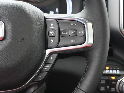 New 2026 RAM 1500 Laramie AWD/4WD image 10