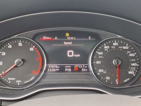 Used 2024 Audi Q5 2.0T Premium w/ Convenience Package image 30