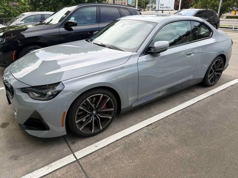 Used 2022 BMW 230i Coupe w/ Premium Package 2 RWD image 1