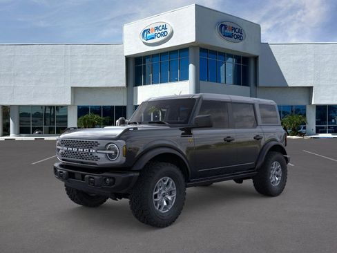 New 2025 Ford Bronco Badlands image 1