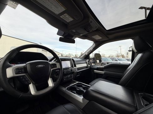 Used 2021 Ford F250 Lariat w/ Lariat Ultimate Package image 17