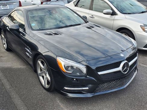 Used 2013 Mercedes-Benz SL 550 image 3
