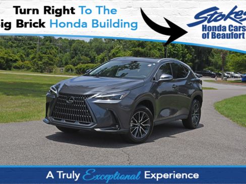 Used 2025 Lexus NX 250 FWD w/ Premium Package image 1