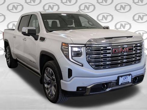 Used 2024 GMC Sierra 1500 Denali AWD/4WD image 44