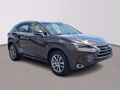 Used 2015 Lexus NX 300h AWD w/ Luxury Package image 3