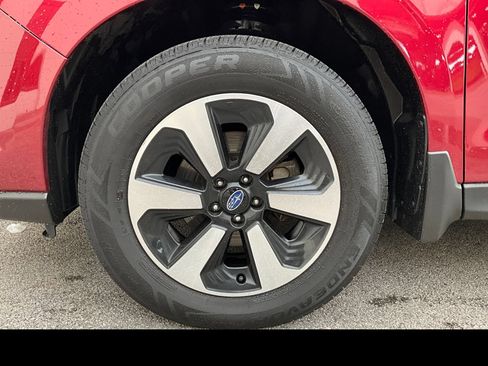 Used 2018 Subaru Forester 2.5i w/ Alloy Wheel Package AWD/4WD image 15