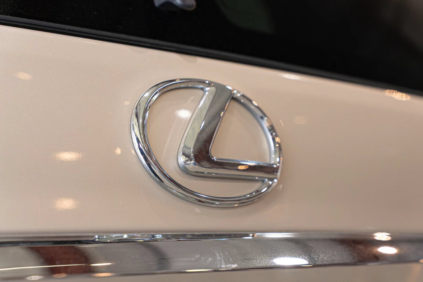 Used 2011 Lexus GX 460 w/ Convenience Pkg AWD/4WD image 21