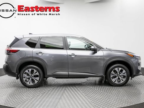 Used 2023 Nissan Rogue SV AWD/4WD image 4