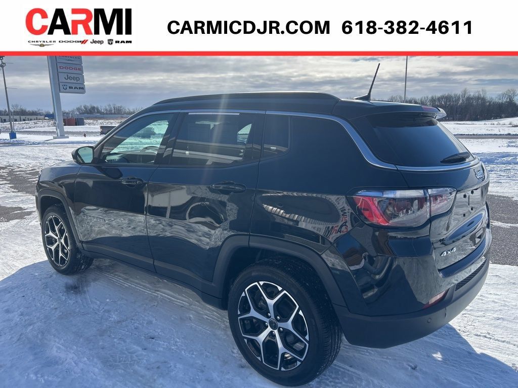 Used 2025 Jeep Compass Limited AWD/4WD image 4