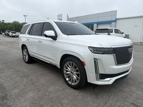 Used 2023 Cadillac Escalade Premium Luxury w/ Performance Package AWD/4WD image 10