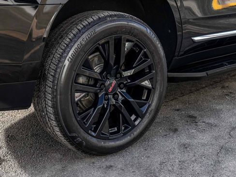 Used 2023 GMC Yukon SLT image 8