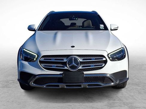 Used 2022 Mercedes-Benz E 450 4MATIC All-Terrain Wagon image 2