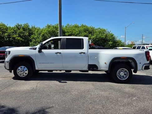 Used 2026 GMC Sierra 3500 Pro w/ 1SA Pro Safety Plus Package AWD/4WD image 4