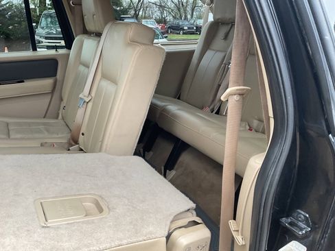 Used 2014 Ford Expedition EL XLT w/ Equipment Group 202A AWD/4WD image 10