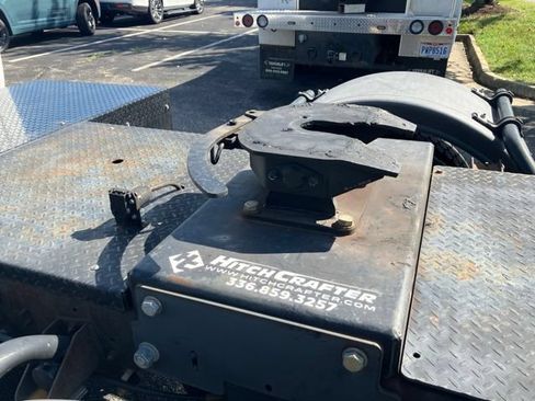 Used 2022 RAM 5500 Tradesman w/ Chrome Appearance Group AWD/4WD image 10