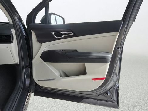 Certified 2023 Kia Sportage EX FWD image 25