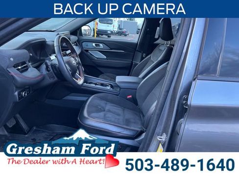 Certified 2025 Ford Explorer ST image 11