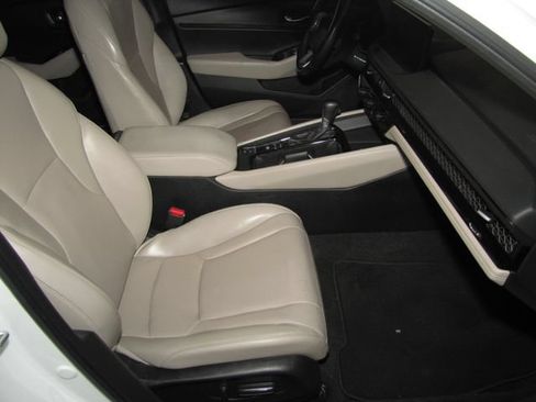 Certified 2025 Honda Accord Touring image 20