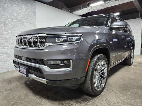 Used 2022 Jeep Grand Wagoneer Series II w/ Premium Group II AWD/4WD image 5
