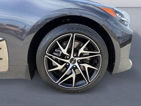 Used 2022 Kia Stinger GT-Line w/ Sun & Sound Package image 9