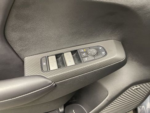 Used 2025 Mitsubishi Outlander SE image 20