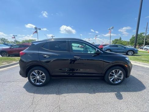 Used 2020 Buick Encore GX Select w/ Sport Touring Package FWD image 4