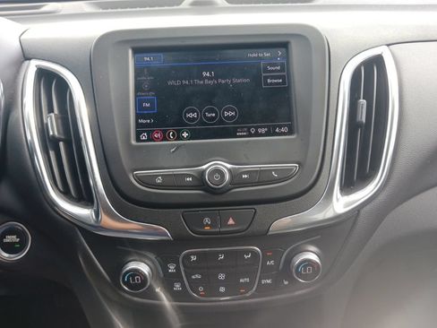 Used 2024 Chevrolet Equinox LT AWD/4WD image 24