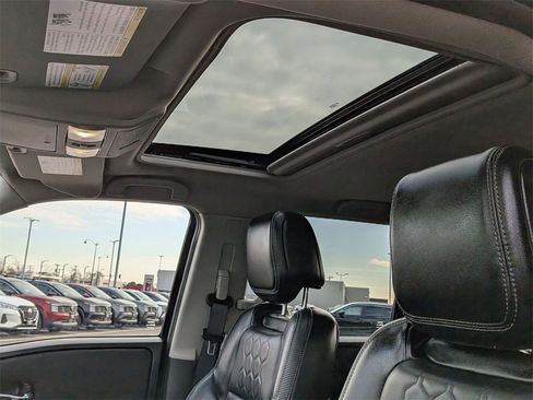 Used 2024 Nissan Frontier SL w/ Technology Package image 11