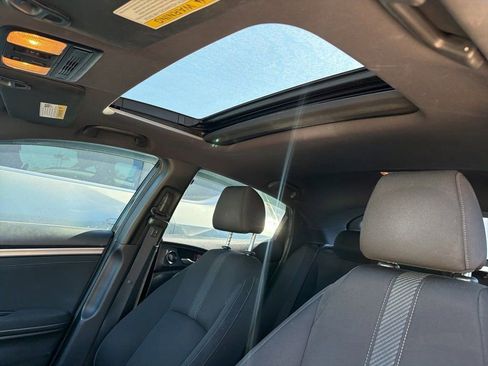 Used 2017 Honda Civic EX image 9