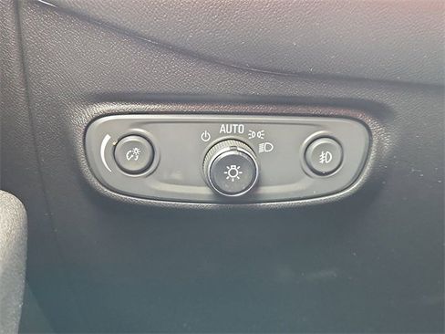 Certified 2020 Chevrolet Equinox LT image 17