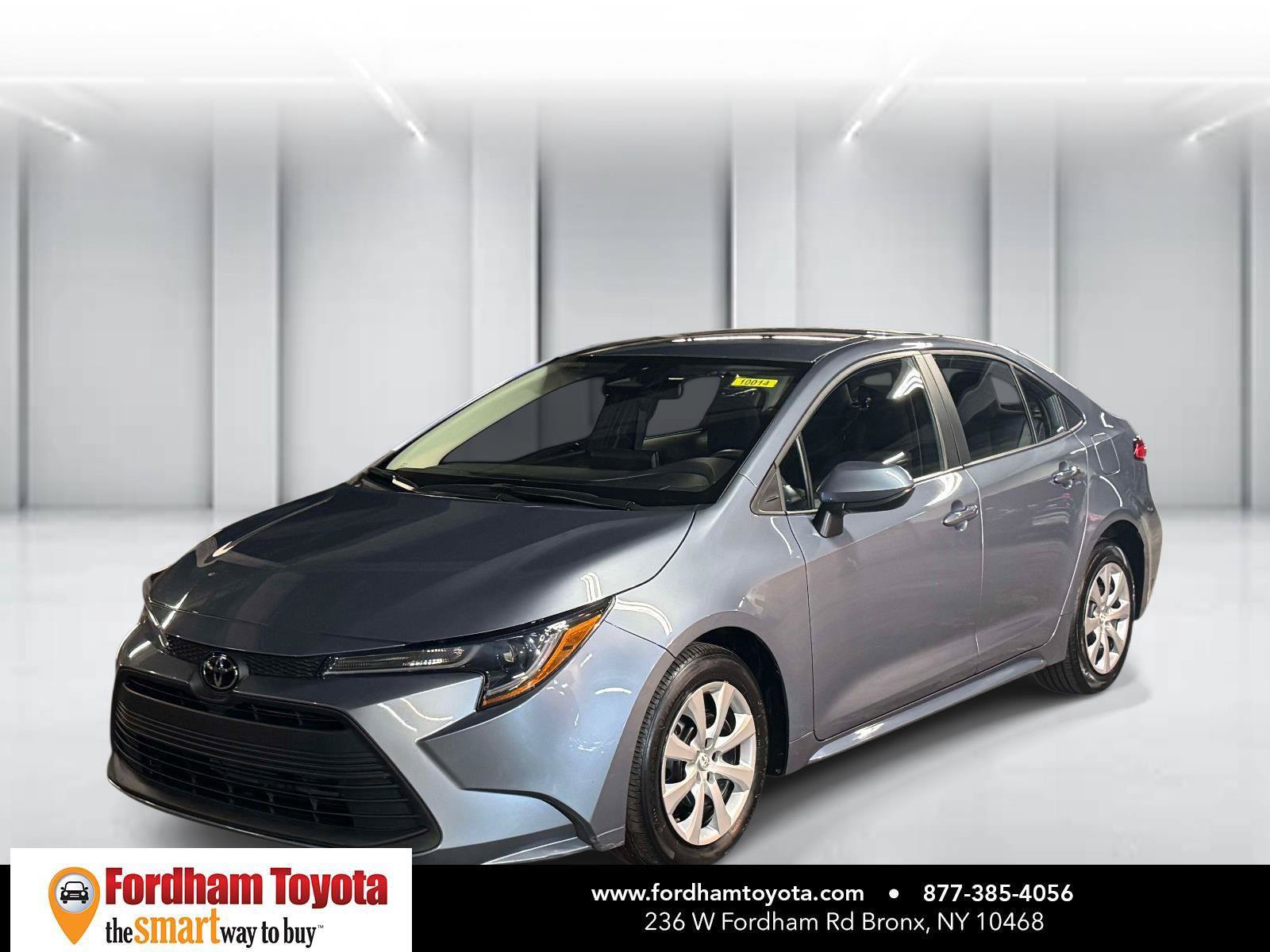 Used 2024 Toyota Corolla LE FWD image 4