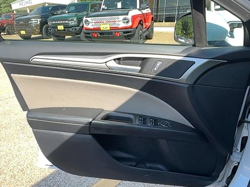 Used 2020 Ford Fusion S image 18