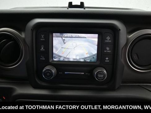 Used 2021 Jeep Wrangler Sport AWD/4WD image 12