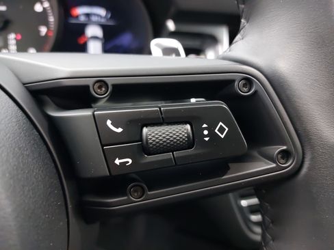 Certified 2026 Porsche Macan AWD/4WD image 20