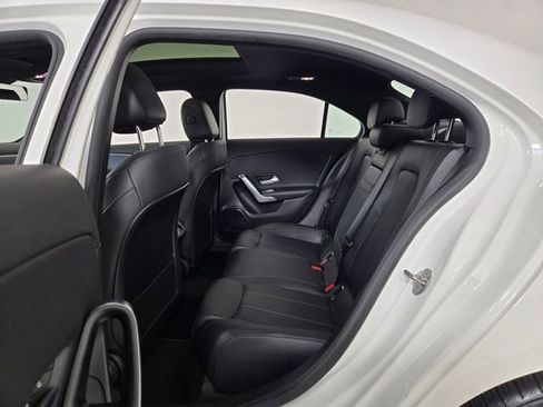 Used 2022 Mercedes-Benz A 220 4MATIC image 17
